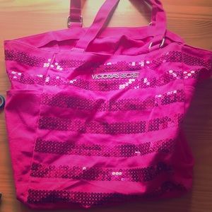 VS pink tote